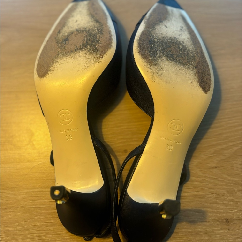Chanel Leather Slingback Pumps – Size 39 - Picture 6 of 9